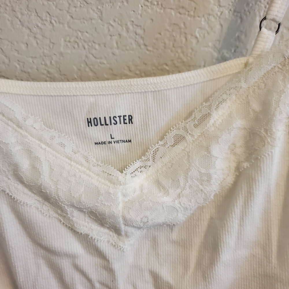 Hollister White Lace Trim Camisole - Picture 11 of 14